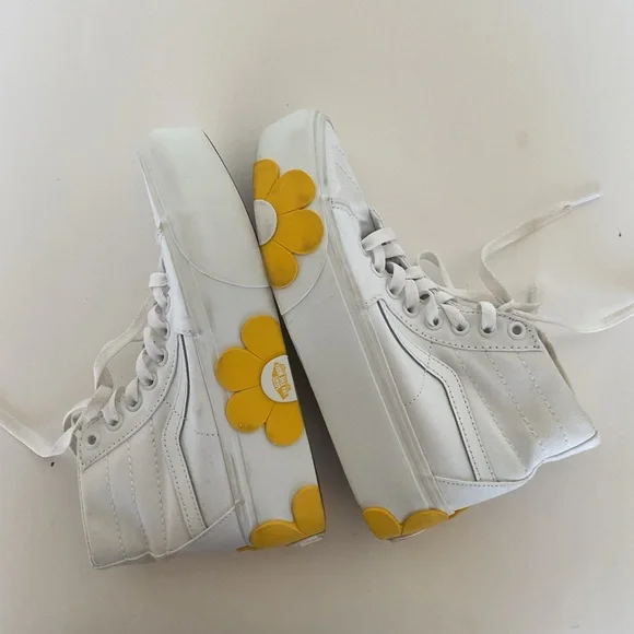 Vans Sk8 Hi Top Tapered Stackform OSF sneakers white with yellow daisy size 7 - Picture 2 of 16